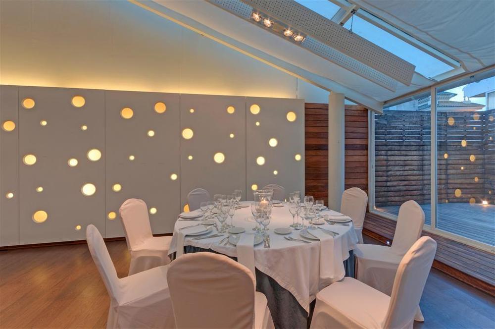Hotel Ceuta Puerta De Africa Restaurant photo