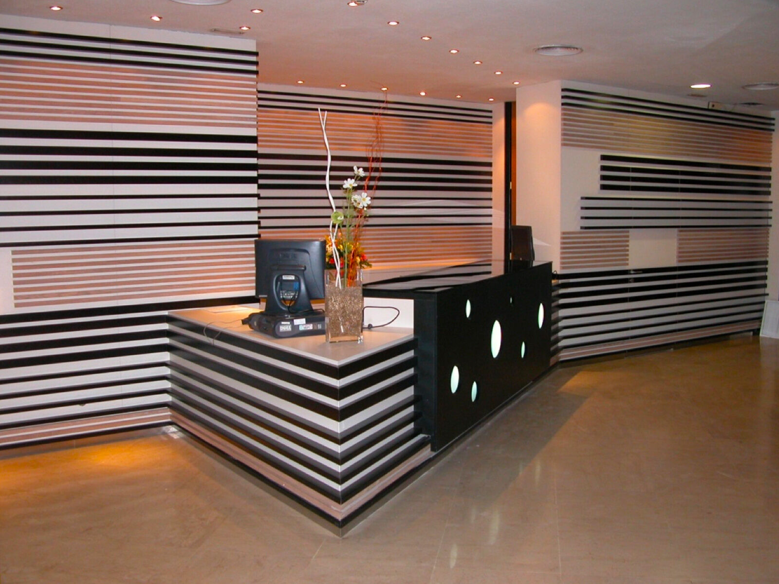 Hotel Ceuta Puerta De Africa Exterior photo